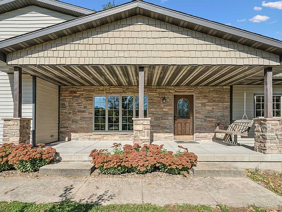 4th image of 215th St