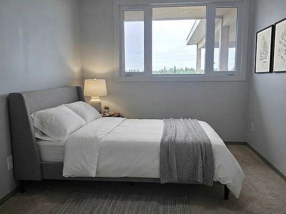 5th image of 4902 37th St Unit 504