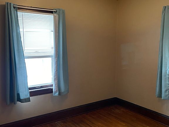 3rd image of 2017 Grant Ave APT 1
