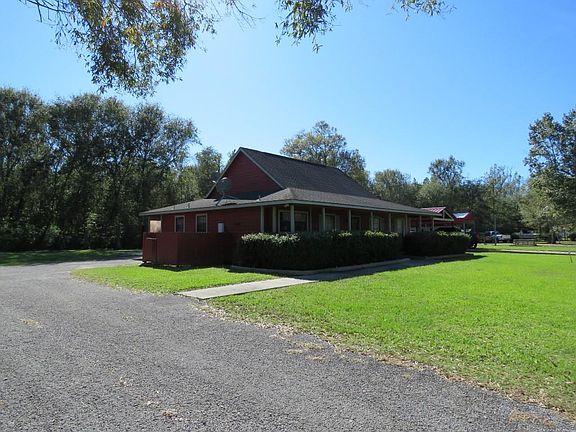 2nd image of 517 Hillebrandt Acres