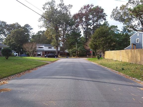 4th image of 4017 Rumford Ln