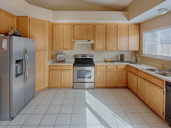 3rd image of 1268 Palomino Dr