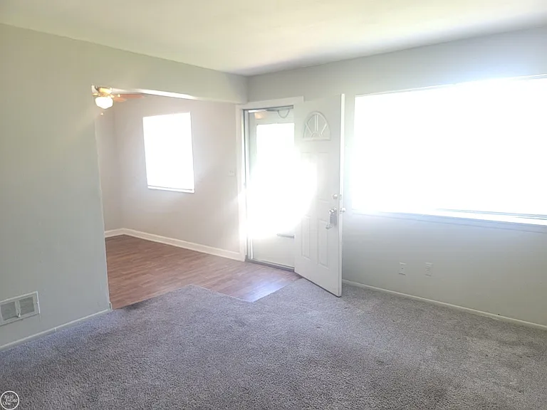 6784 Studebaker Ave — Photo 5