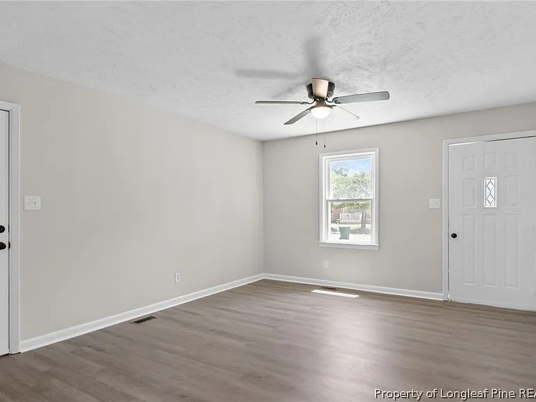 3610 Yorktown Rd — Photo 6