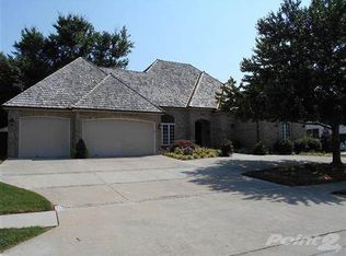 3144 E Topping Cir, Springfield, MO 65804