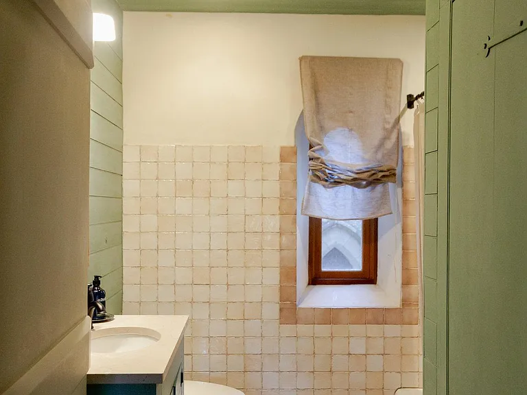 1401 Middle St — Photo 14