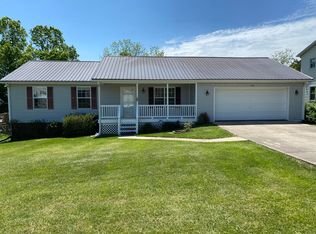 126 Locust Ridge Rd, Frankfort, KY 40601