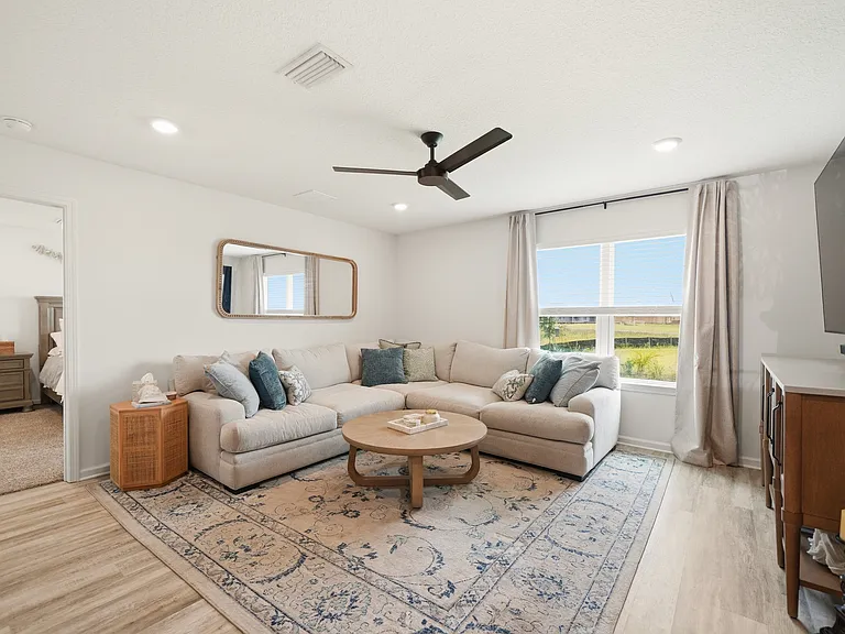 289 Gray Owl Dr W — Photo 11