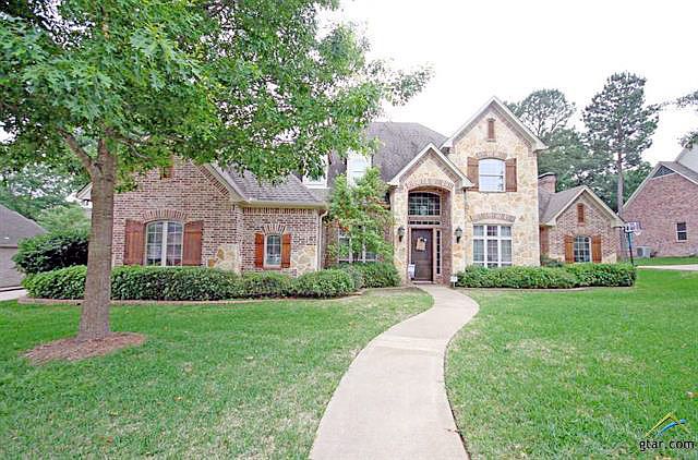 1st image of 2102 Holly Leaf Dr