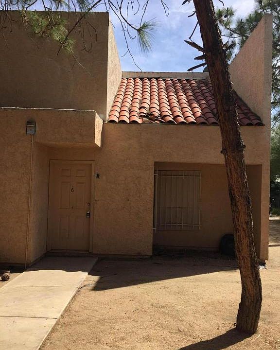 1st image of 2352 W Turney Ave APT 6