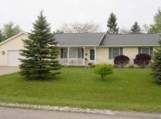 3338 W Circle Dr, Adrian, MI 49221