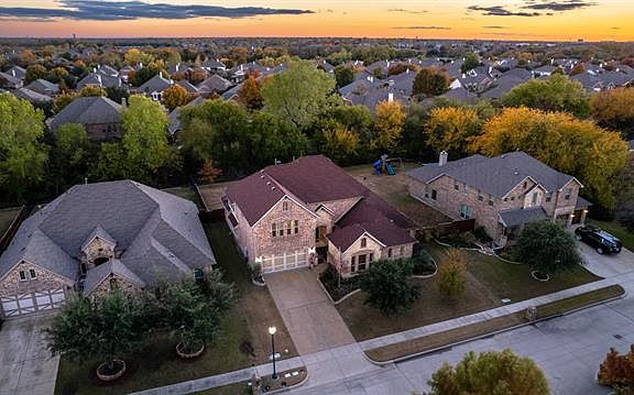 2nd image of 3007 Nathan Dr