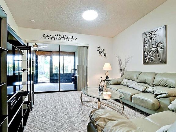 4th image of 6507 HERITAGE LANE #2605