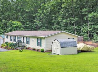 247 Fair Oaks Dr, Scottsville, VA 24590