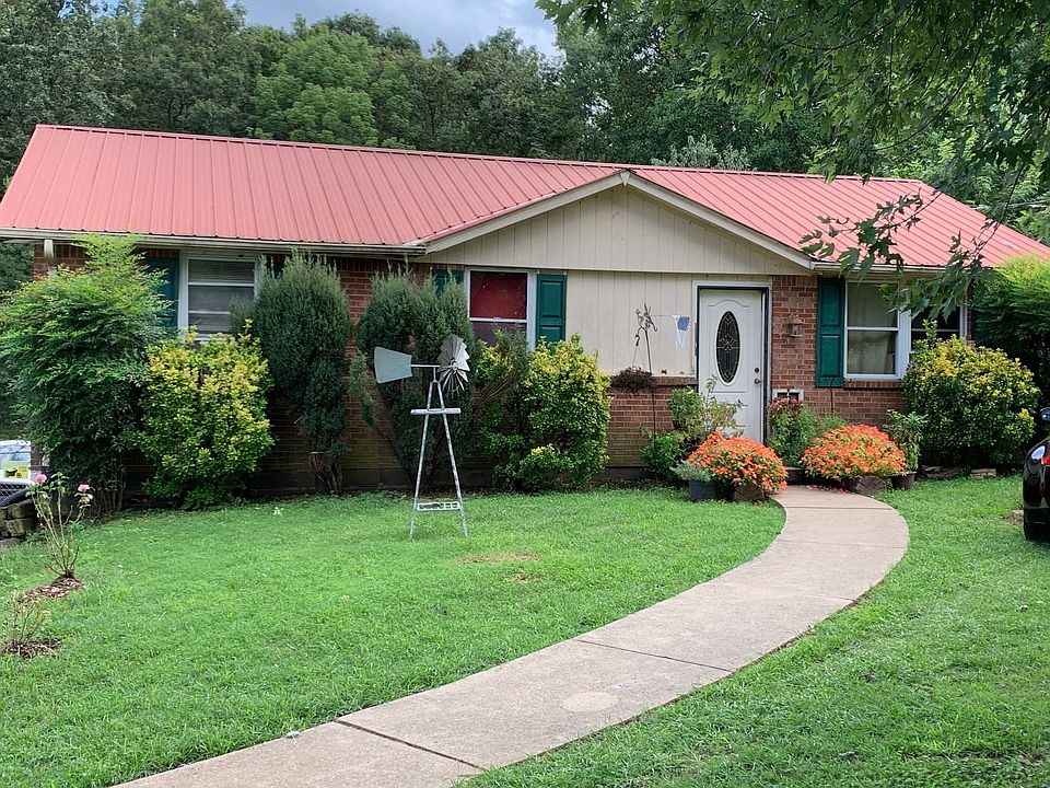 1st image of 219 Hobbs Dr