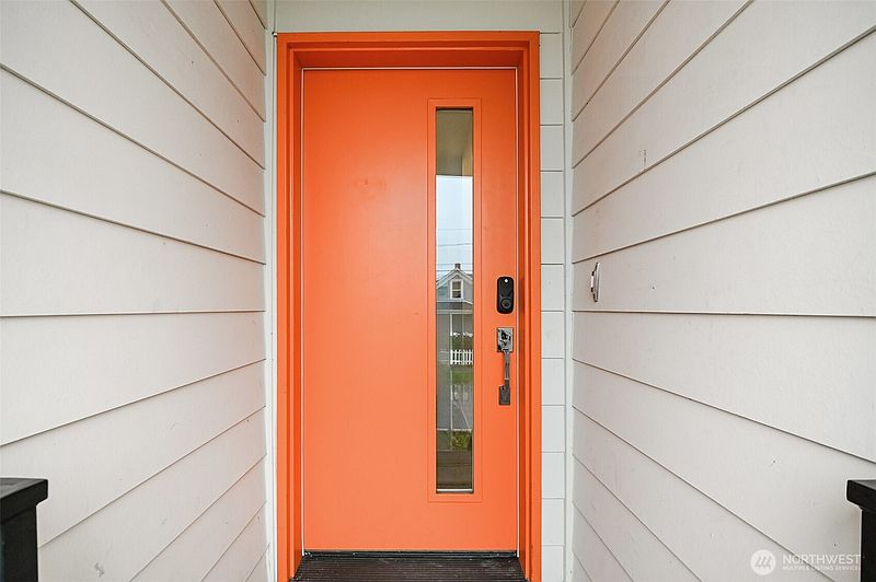 2nd image of 1713 19th Avenue S