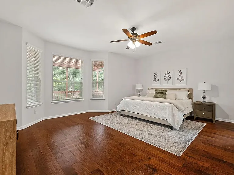 703 S Frontier Ln — Photo 22