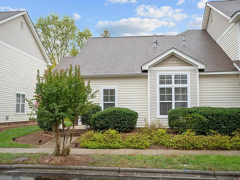 7926 Camden Hollow Rd — Photo 29