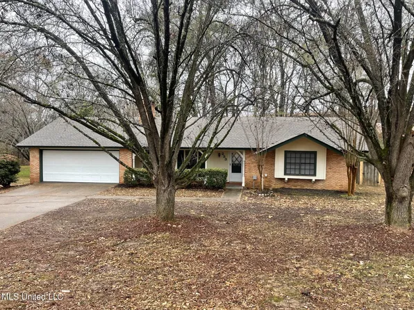 233 Pecan Creek Dr, Madison, MS 39110