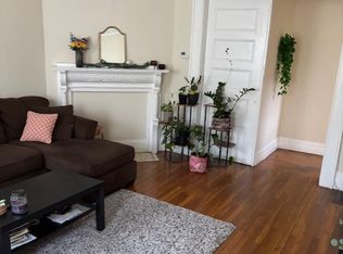 26 Jefferson St #1, Newton, MA 02458