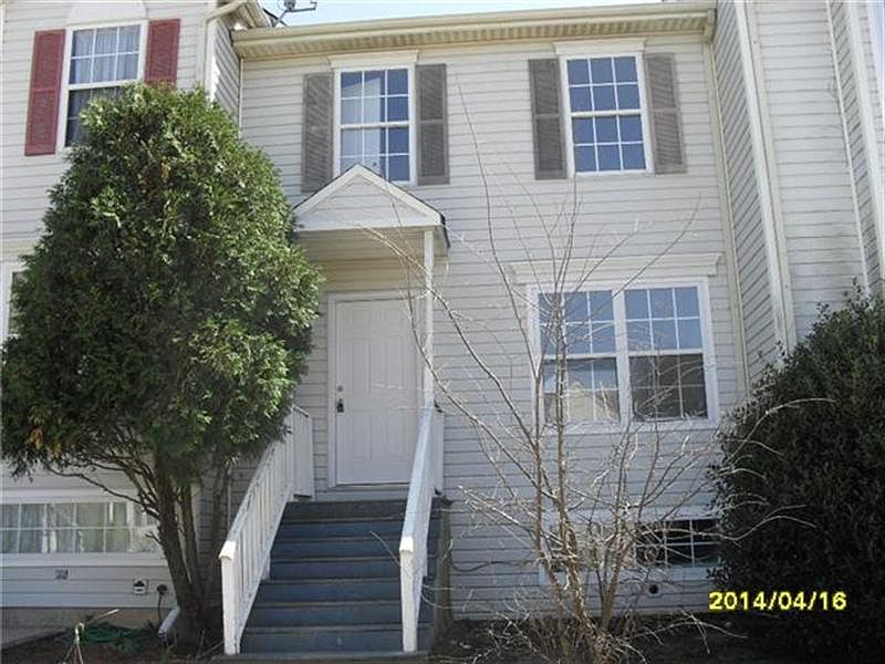 1st image of 135 McMullen Cir