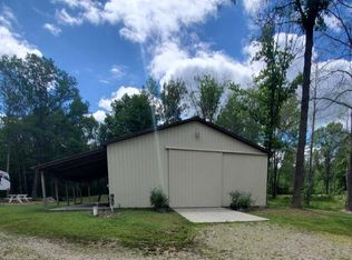 4414 Mohawk Trl, Gladwin, MI 48624
