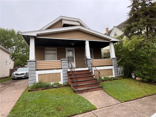 4115 E 56th St, Cleveland, OH 44105