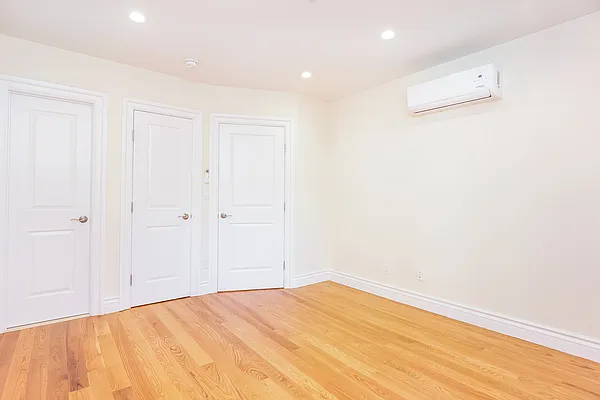 Rented by Brown Harris Stevens | media 6