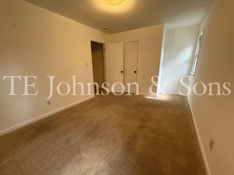 4309 Walnut Hollow Dr — Photo 21