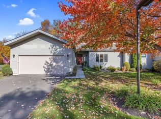 11 Lancaster Ct #11, Avon, CT 06001