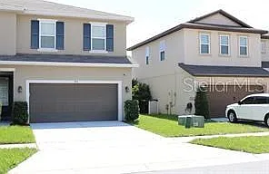 4 bed, 3.0 bath, 2641 sqft, $2,400 — Photo 3