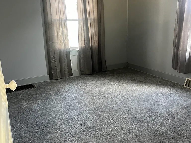 1526 Dover Ave — Photo 5