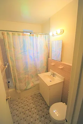 Sold by Universal Realty Group | media 20