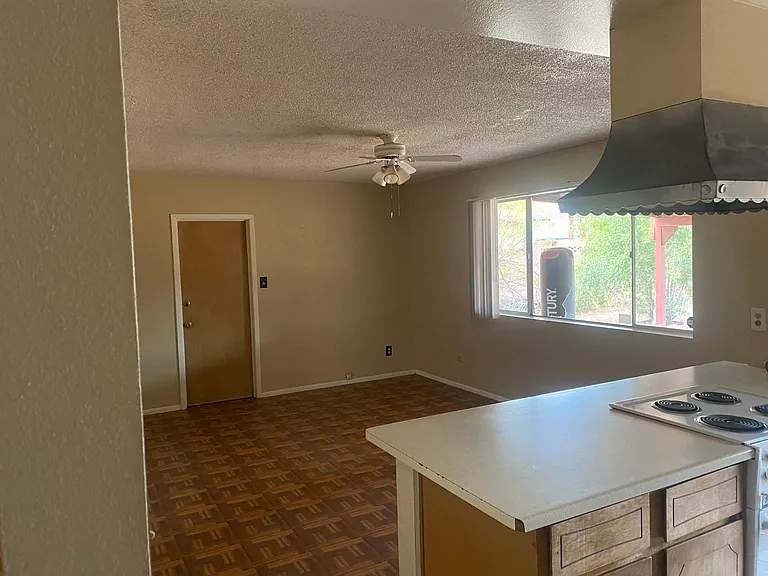 4111 S College Ave — Photo 5