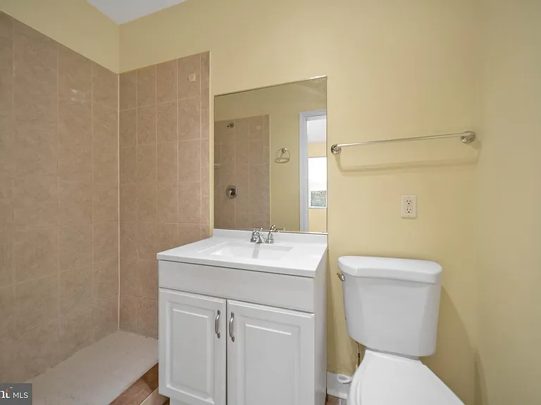 2712 Sherman Ave NW — Photo 15
