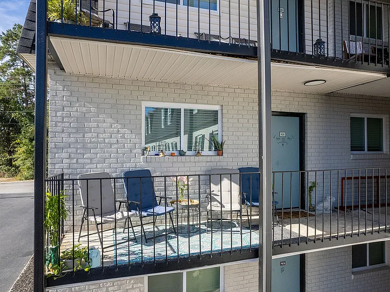 Balcony/ Patio