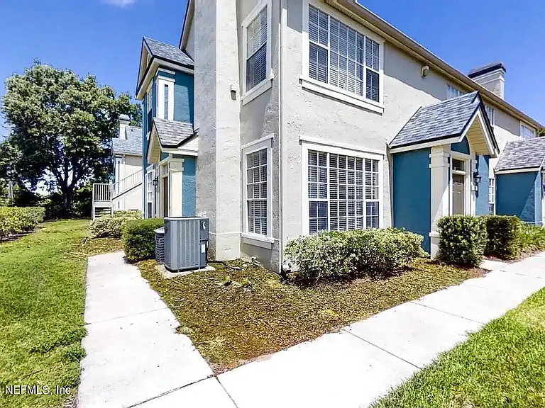13703 Richmond Park Dr N #1905 — Photo 4