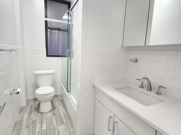 200 West 58th Street image 5 of 14