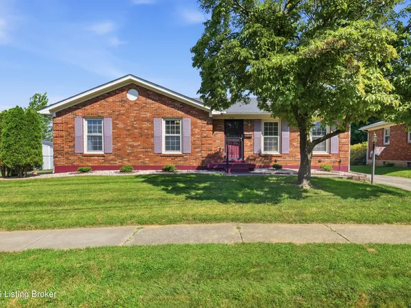 4101 Landside Dr, Louisville, KY 40220