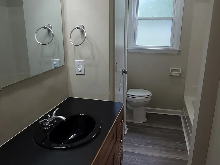 820 E Main St #822 — Photo 18