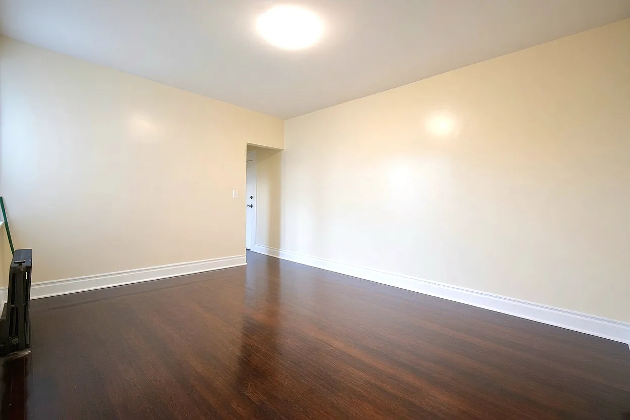 148 Chancellor Ave — Photo 1