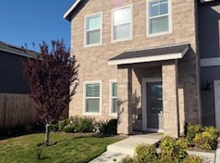 1752 N Sophia St, Hanford, CA