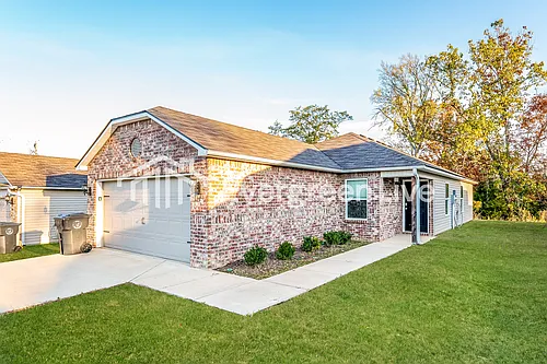 175 Highland View Dr Photo 1