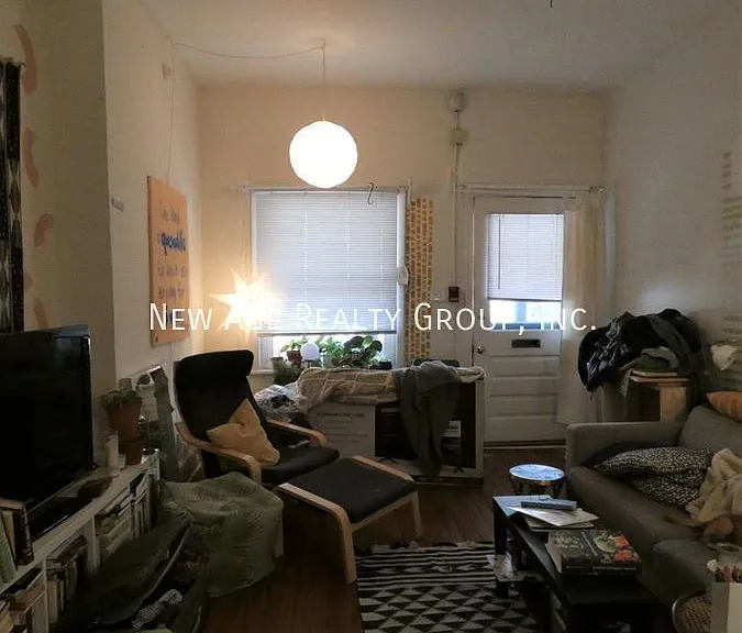 509 S 44th St #1 — Photo 3