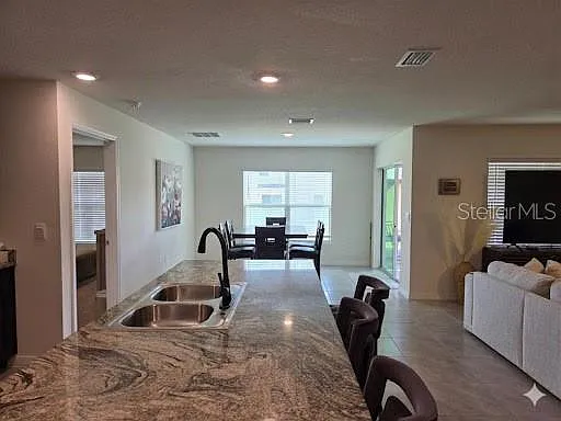 8609 SW 46th Ter — Photo 4