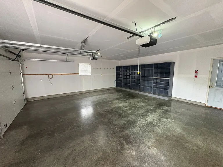 1714 Baker View Ct — Photo 31