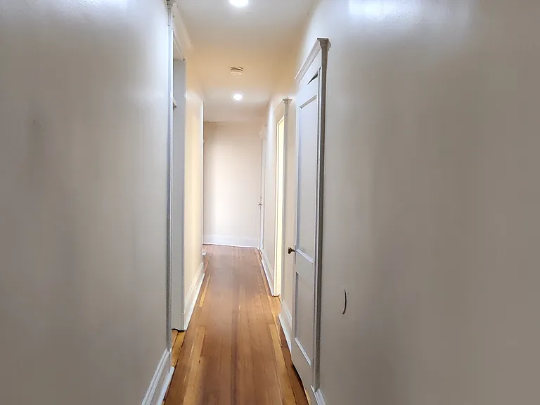 15 Barrows St #1 — Photo 17