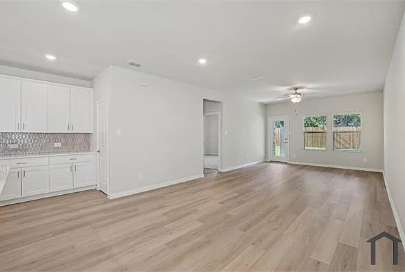 6001 Fremont Dr — Photo 11