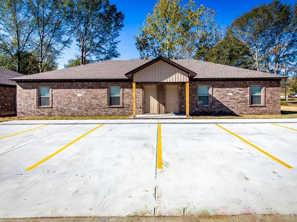 109 Elm St, Ward, AR
