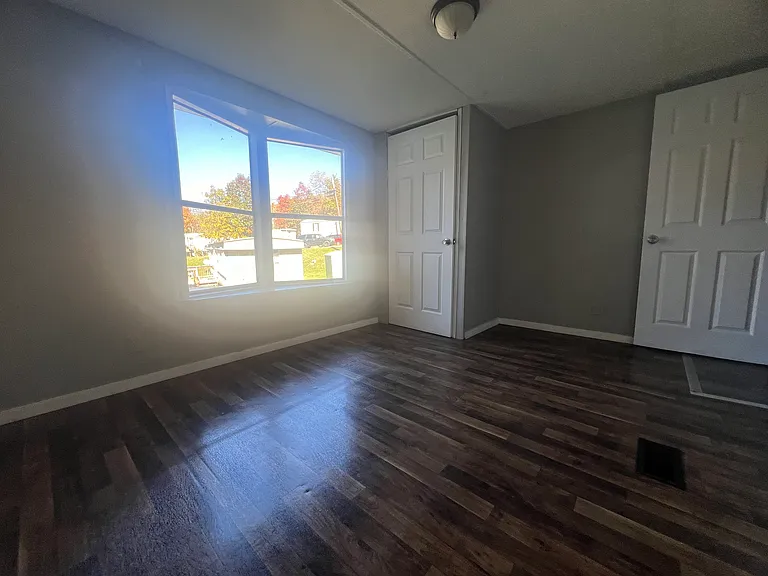 208 Ivycrest St #12 — Photo 6